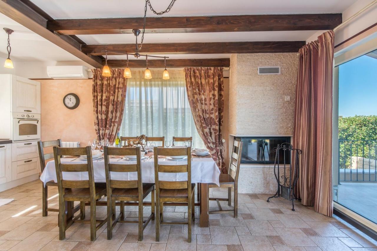 Villa Sana Selina المظهر الخارجي الصورة